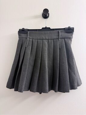 NWT Mango Gray Pleated Skater Skirt - Professionally Tailored